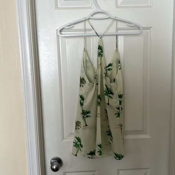 Pink Martini silky racer back tank size M - Picture 2 of 2